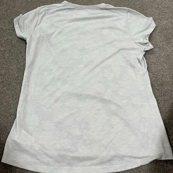 Mountain Hardwear: NWT Right On Active Shirt - Picture 5 of 7